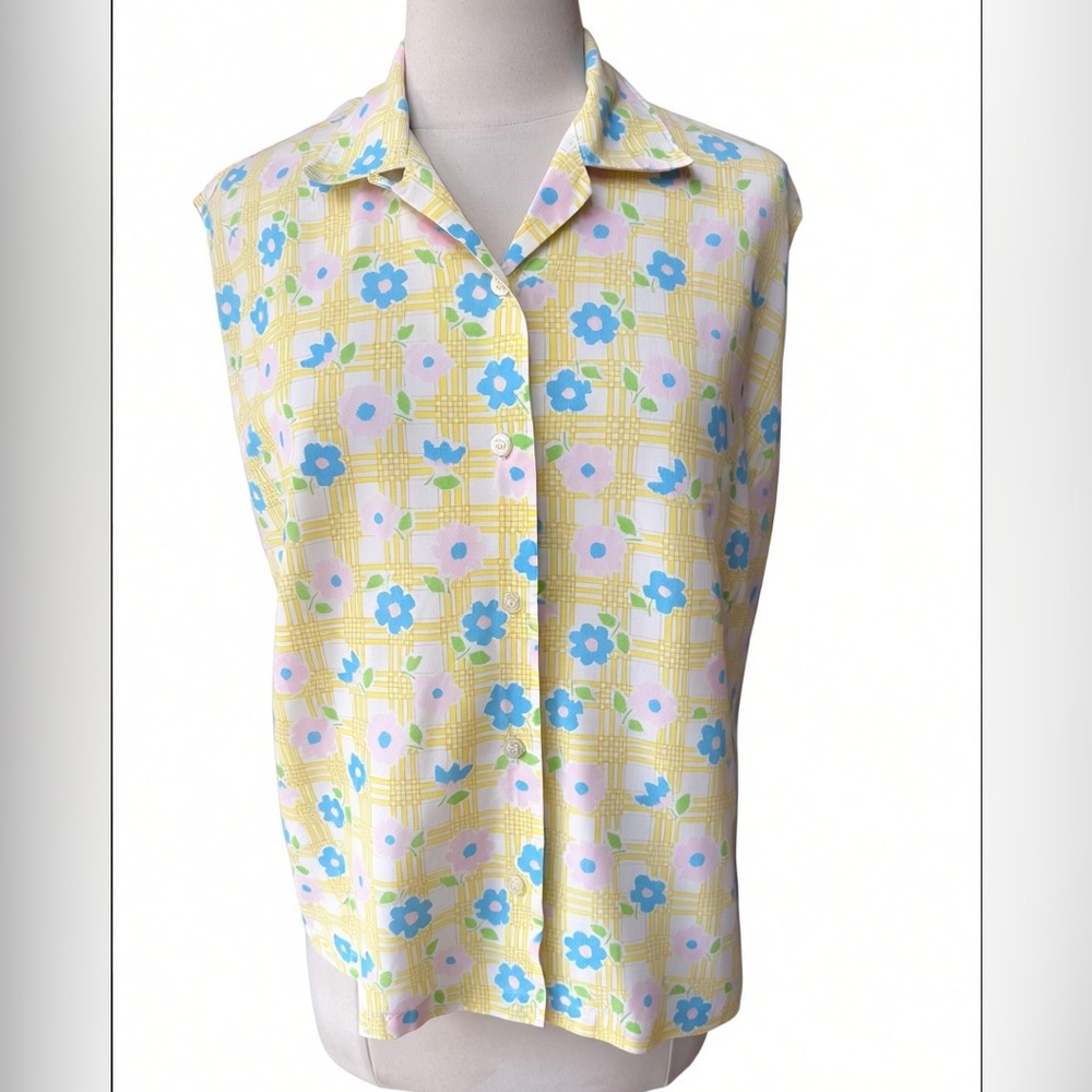 Late 1960s/Early 70s Cotton Blend Floral Sleeveless Button Down Shirt